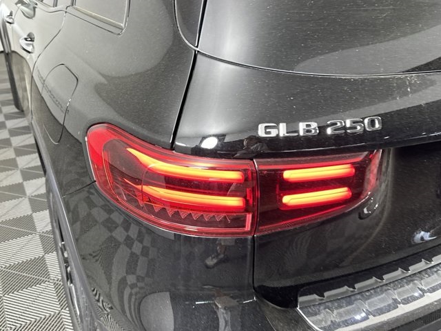 2024 Mercedes-Benz GLB GLB 250 10