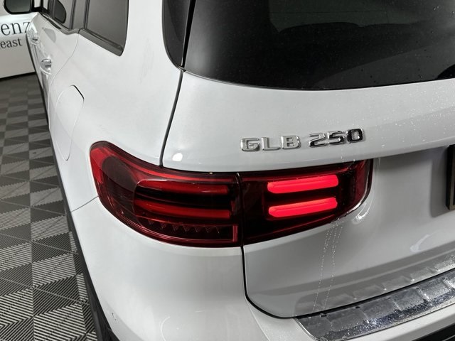 2024 Mercedes-Benz GLB GLB 250 9