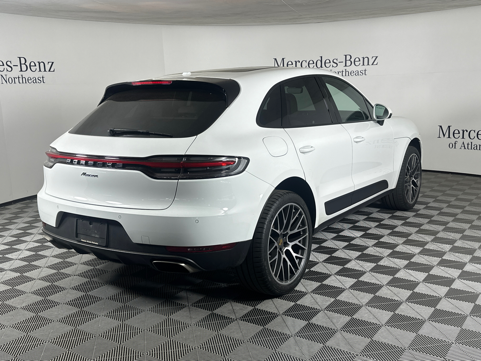 2019 Porsche Macan Base 7