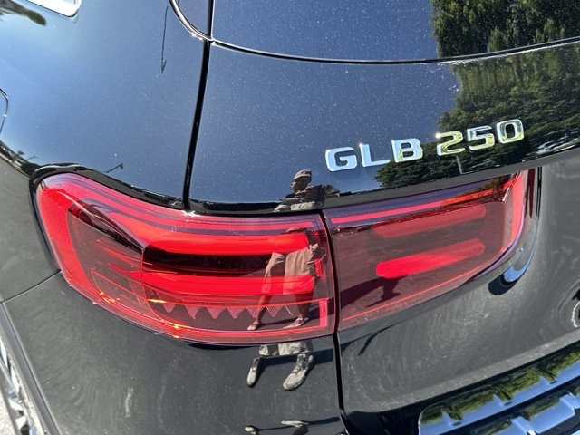 2024 Mercedes-Benz GLB GLB 250 10