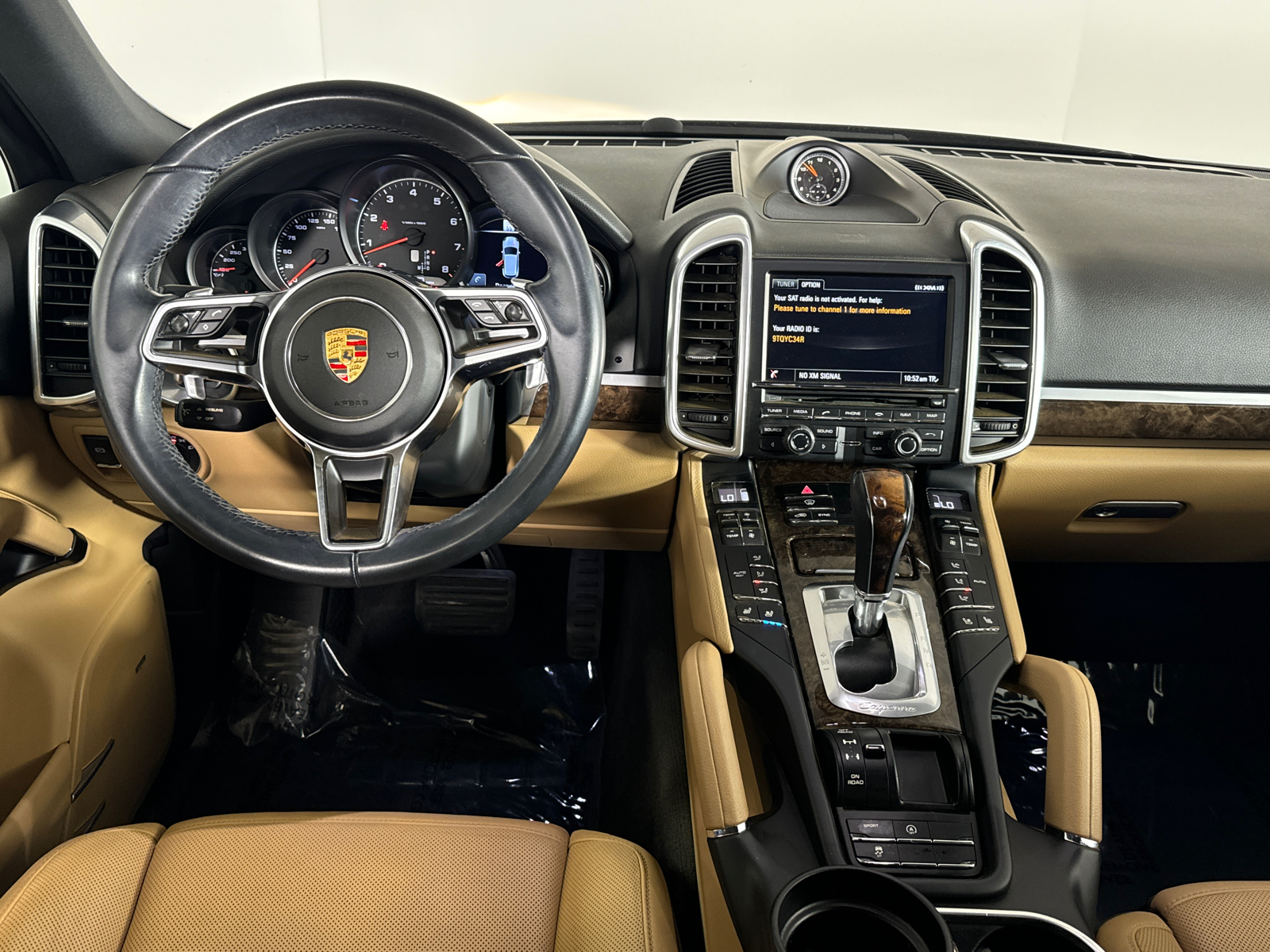 2016 Porsche Cayenne Base 21