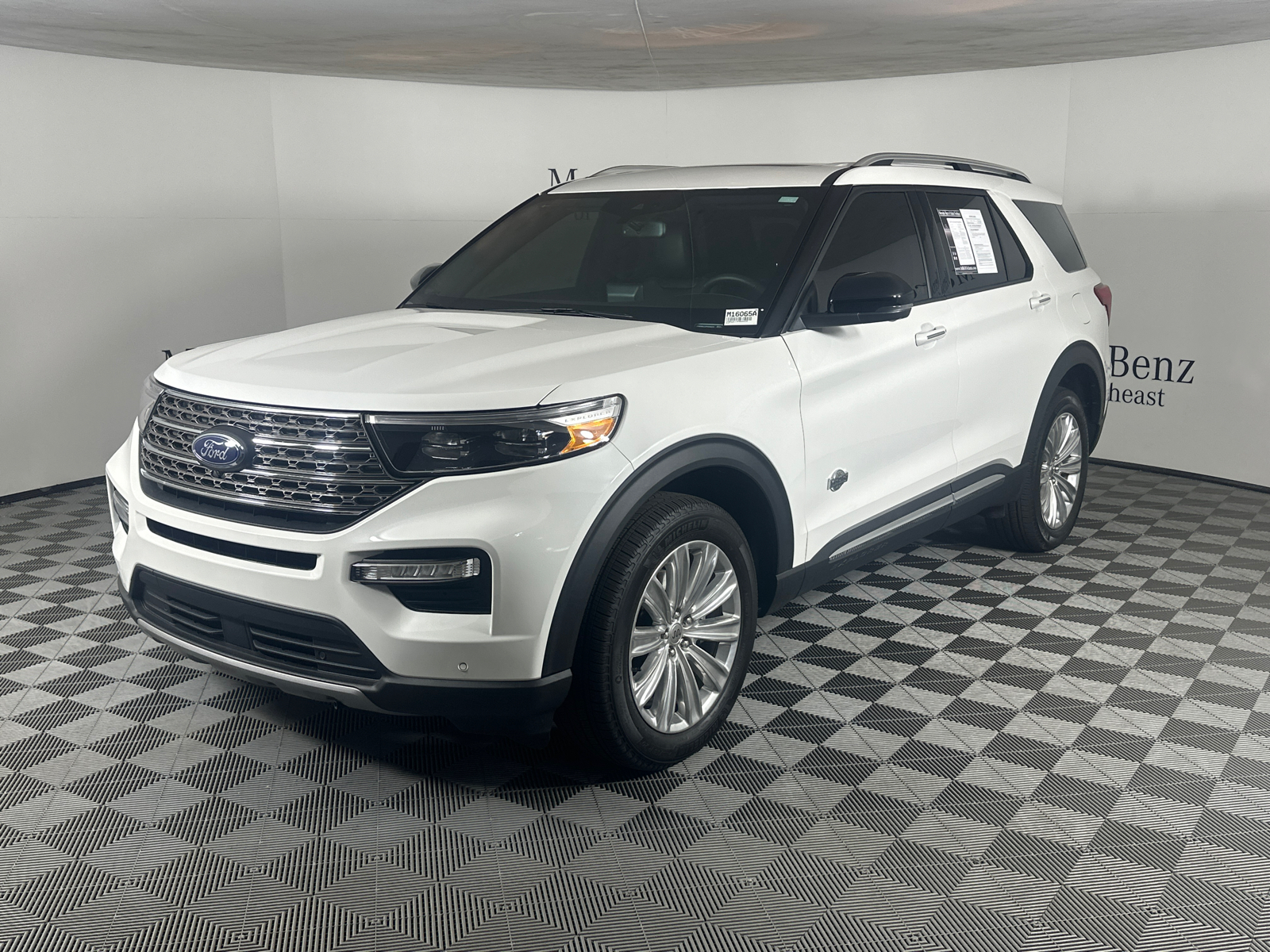 2023 Ford Explorer King Ranch 3