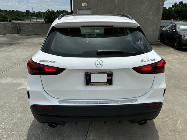 2025 Mercedes-Benz GLA GLA 35 AMG 10