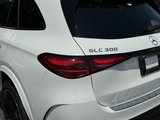 2024 Mercedes-Benz GLC GLC 300 9