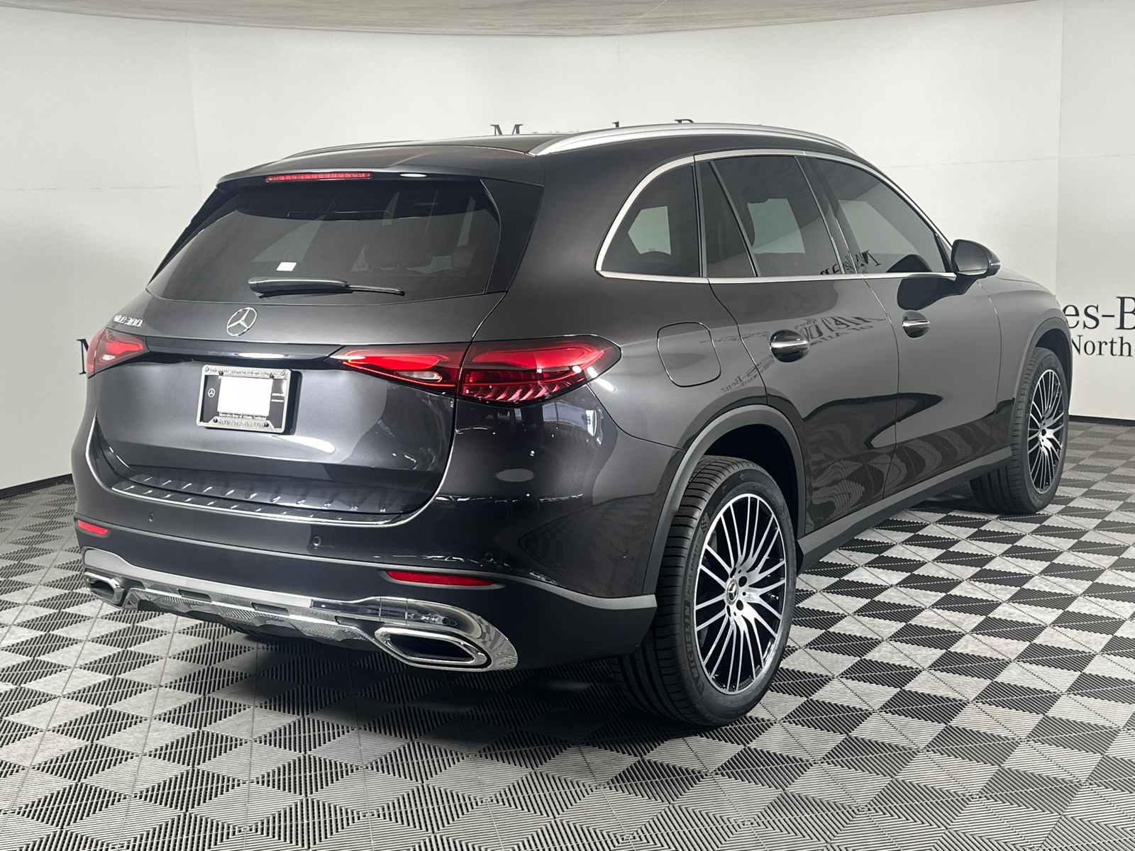 2024 Mercedes-Benz GLC GLC 300 7