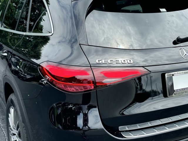 2024 Mercedes-Benz GLC GLC 300 9