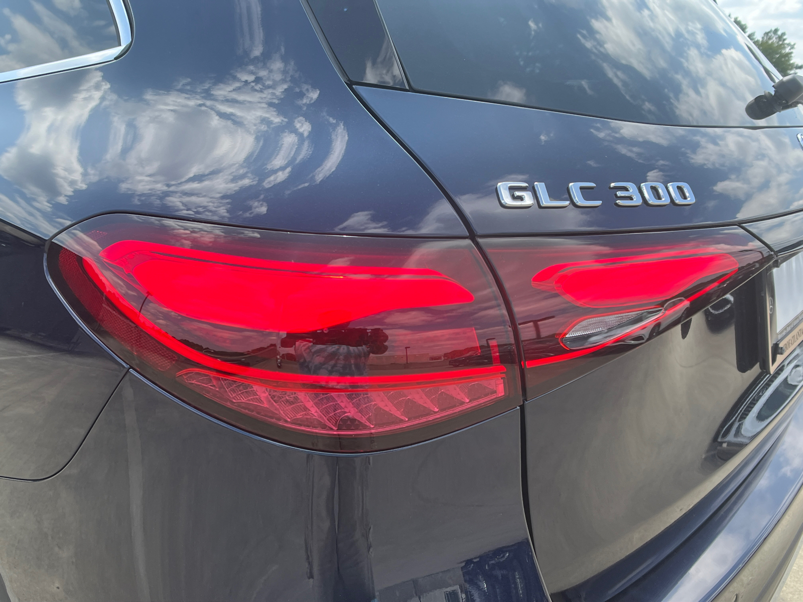 2024 Mercedes-Benz GLC GLC 300 9