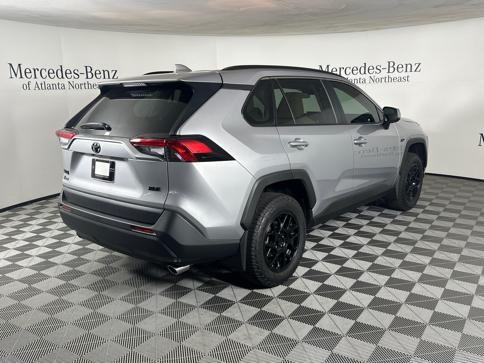 2024 Toyota RAV4 XLE 7