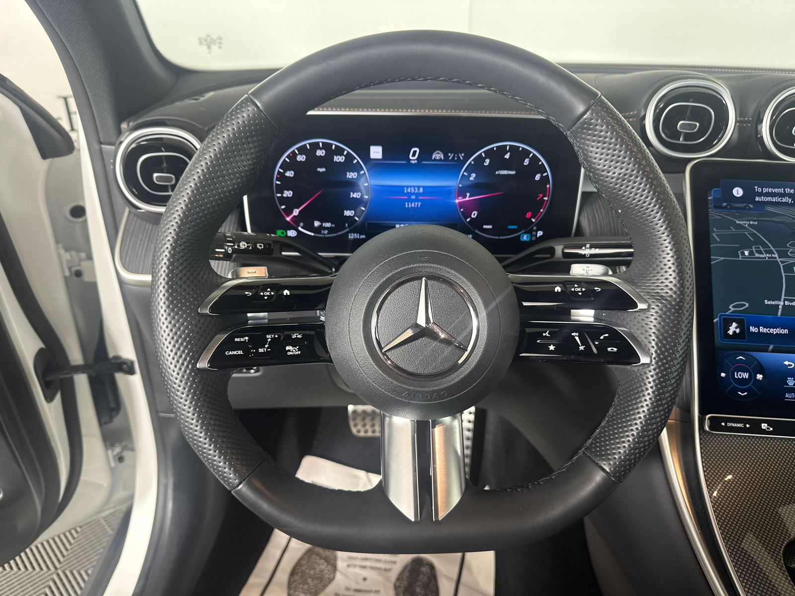 2024 Mercedes-Benz GLC GLC 300 26