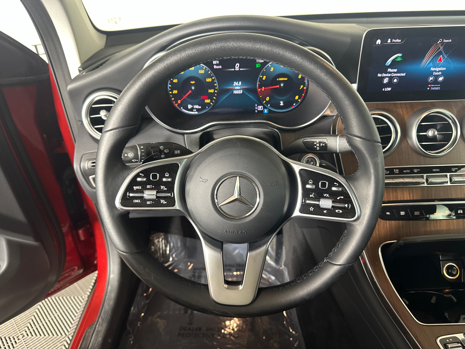 2021 Mercedes-Benz GLC GLC 300 26