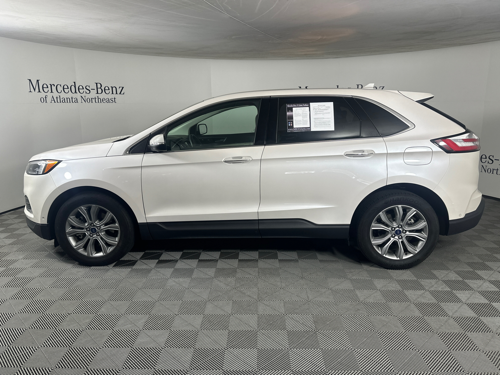 2019 Ford Edge Titanium 4