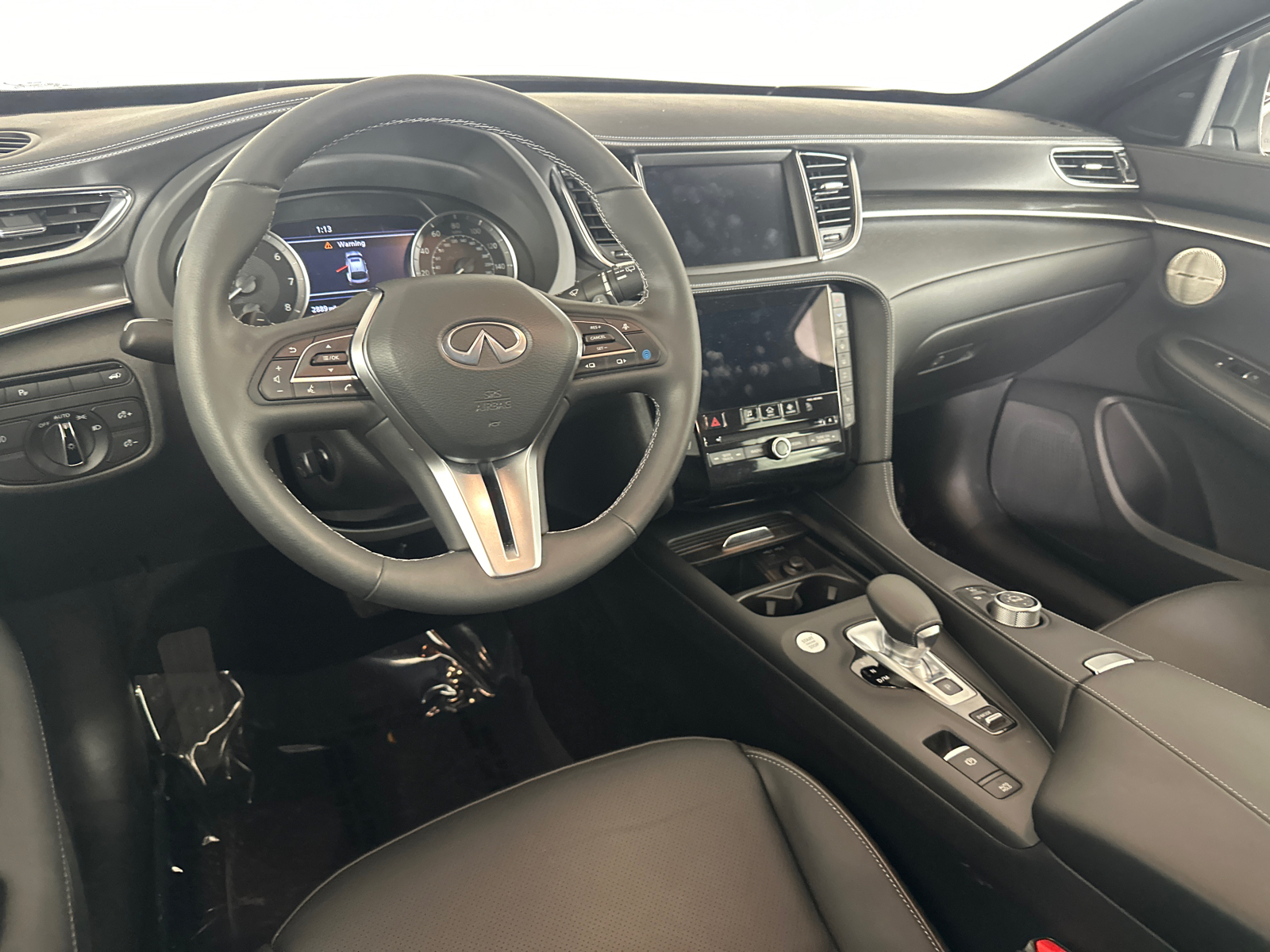 2023 INFINITI QX55 ESSENTIAL 23