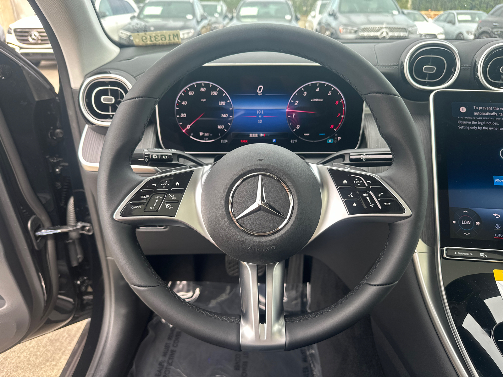 2024 Mercedes-Benz GLC GLC 300 27