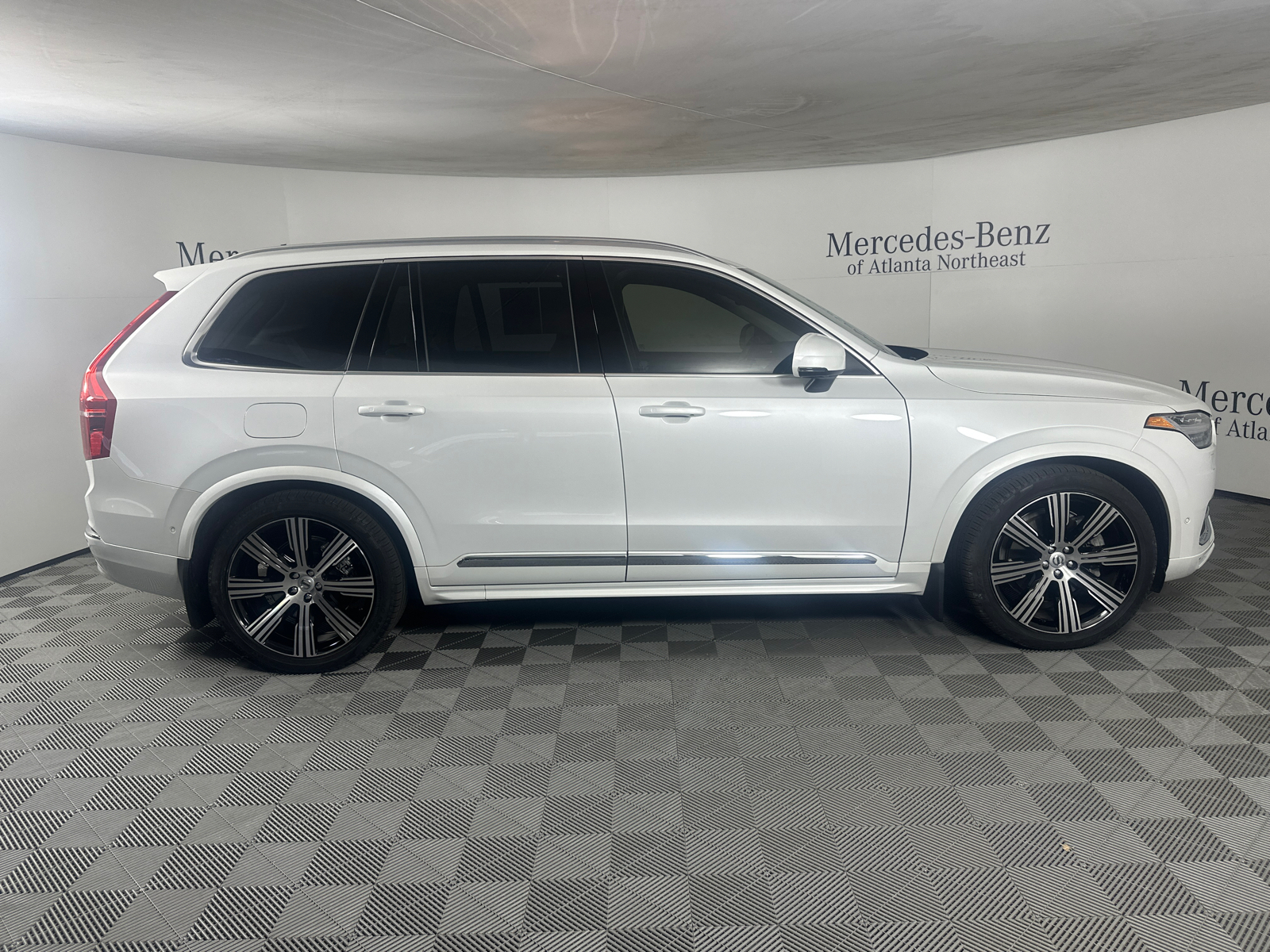 2024 Volvo XC90 Ultimate 8