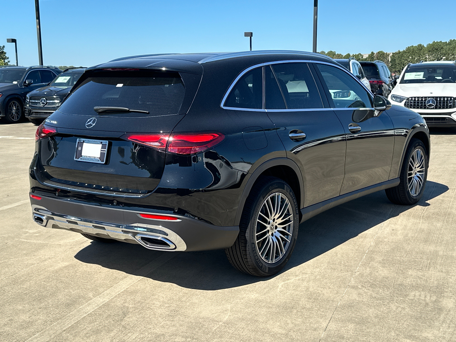 2025 Mercedes-Benz GLC GLC 300 8