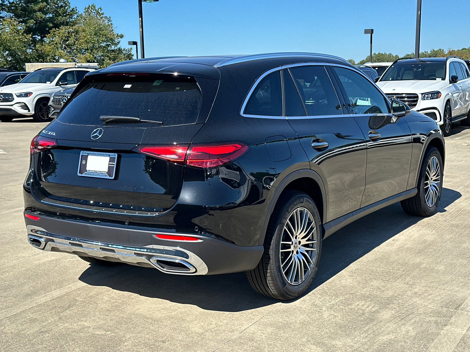 2025 Mercedes-Benz GLC GLC 300 8