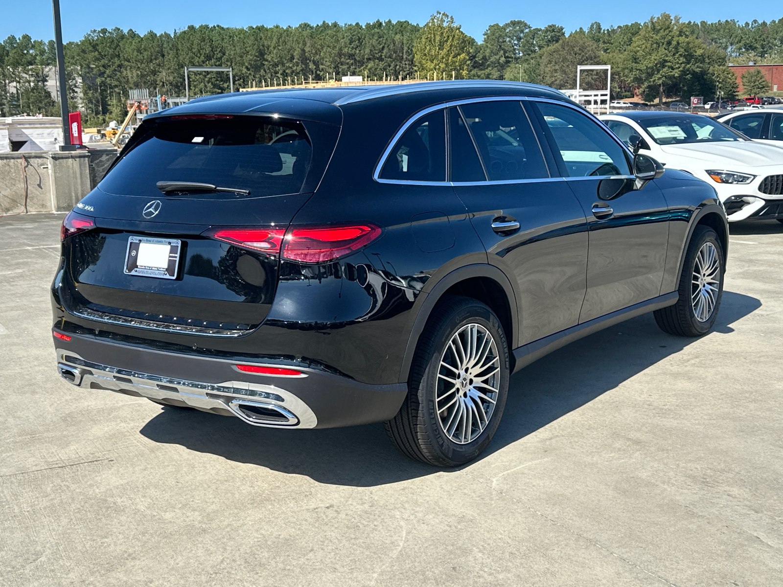 2025 Mercedes-Benz GLC GLC 300 8