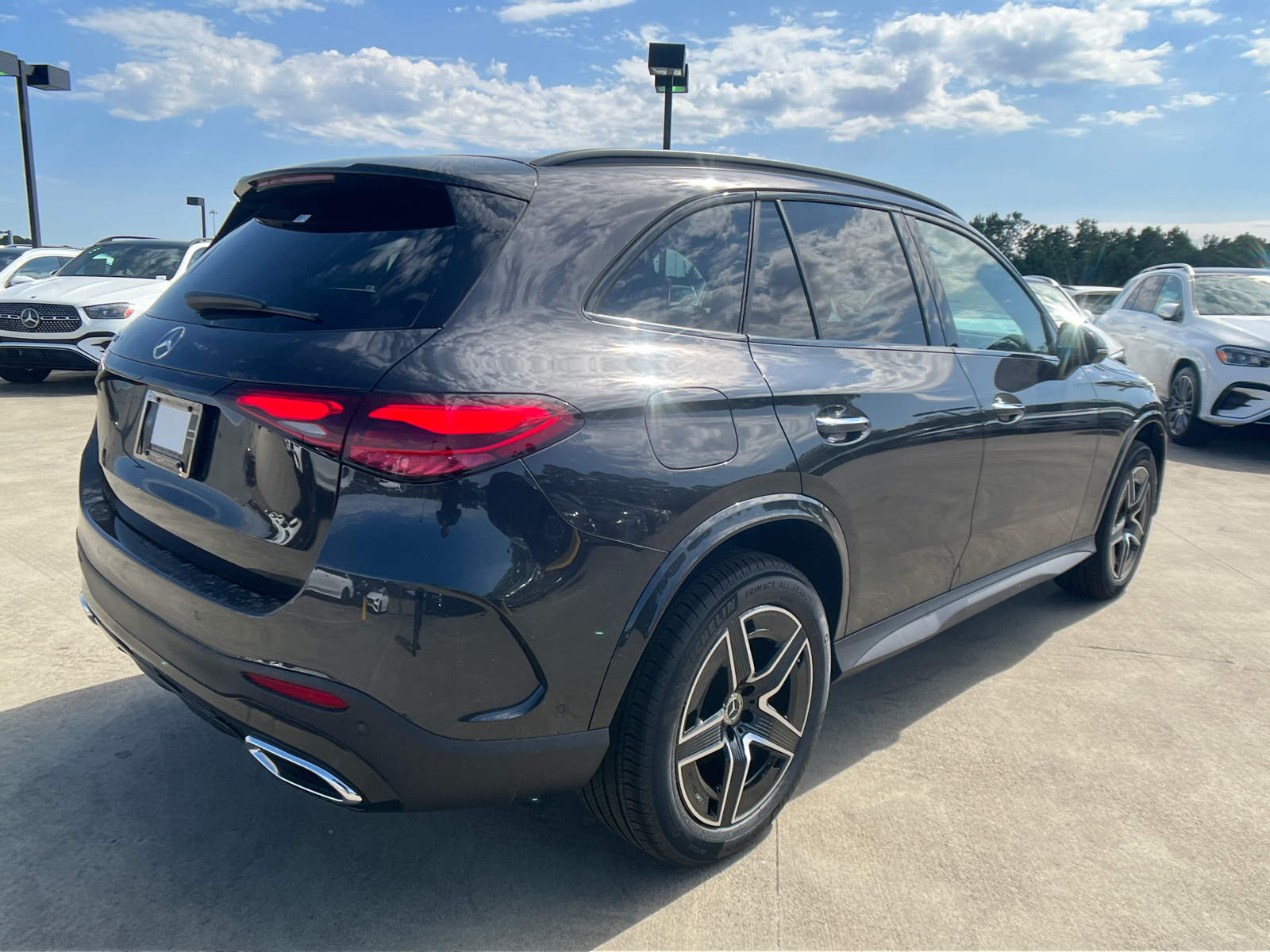 2025 Mercedes-Benz GLC GLC 300 8