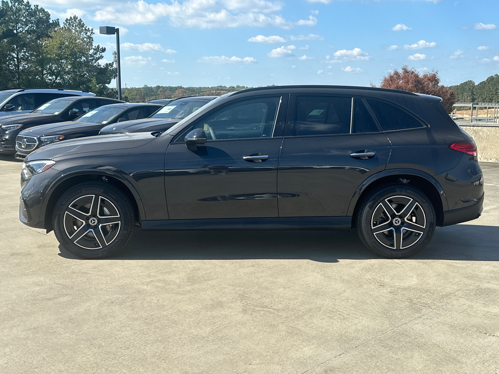 2025 Mercedes-Benz GLC GLC 300 9