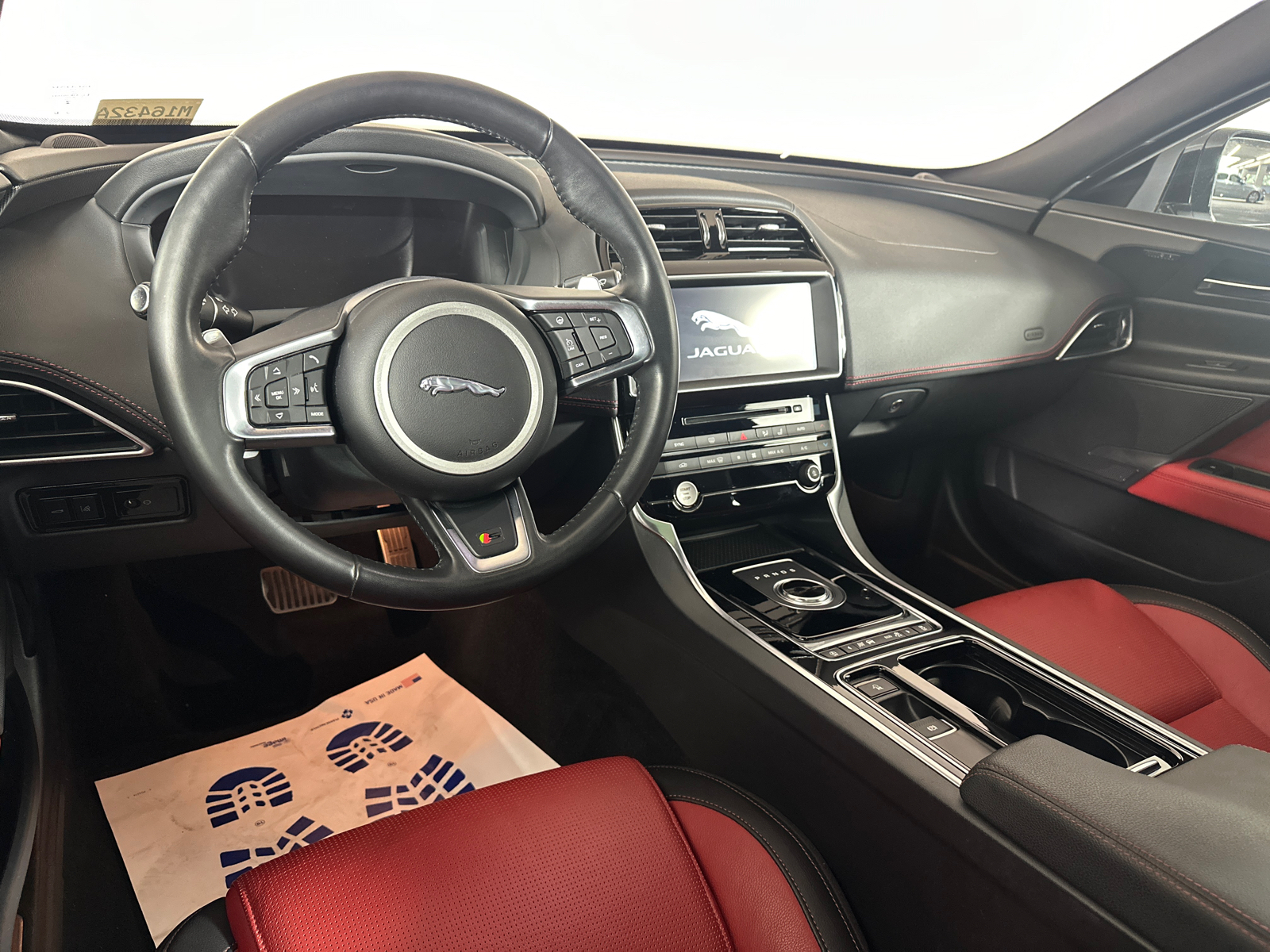 2019 Jaguar XE 25t 22