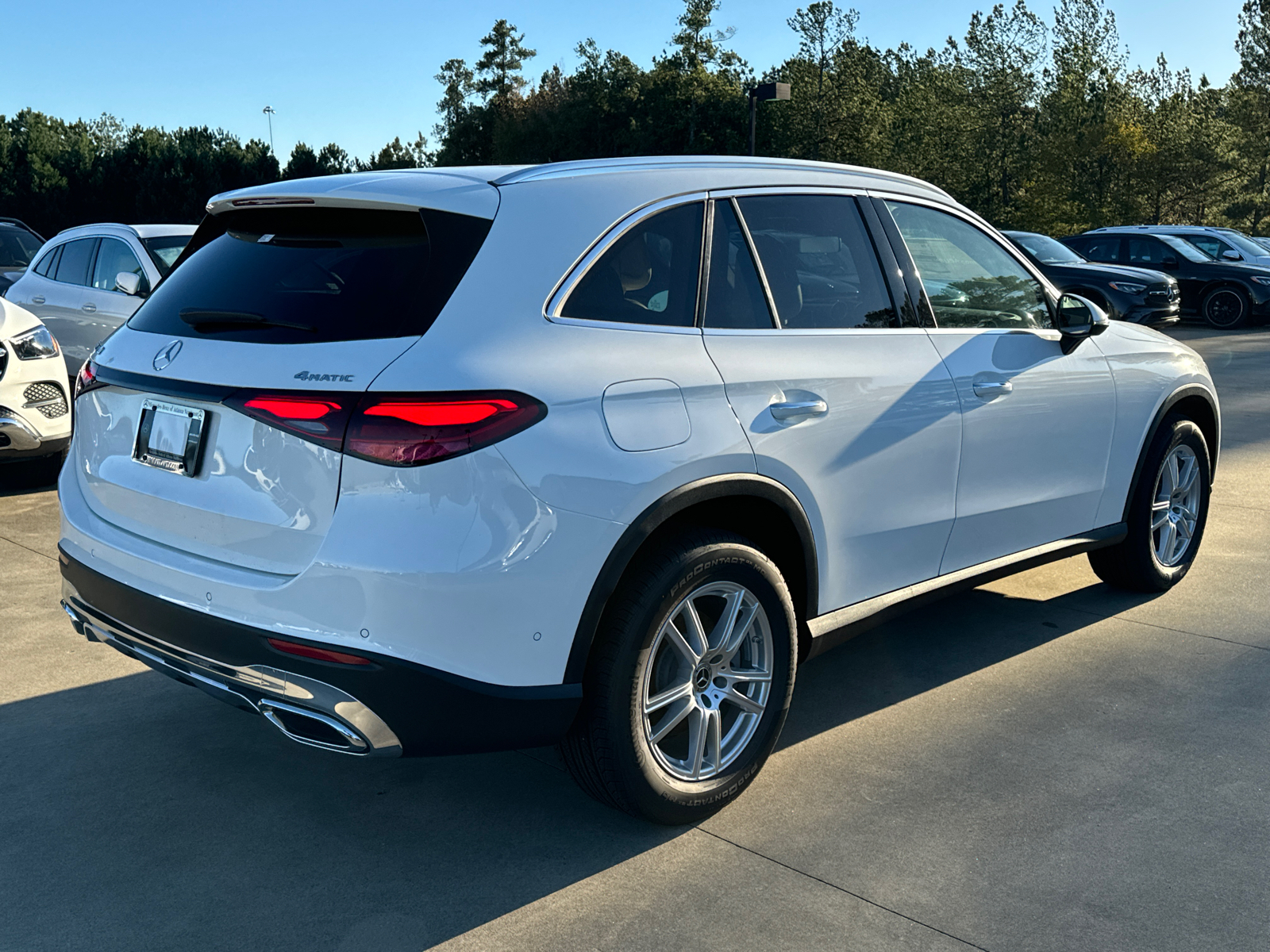 2025 Mercedes-Benz GLC GLC 300 8