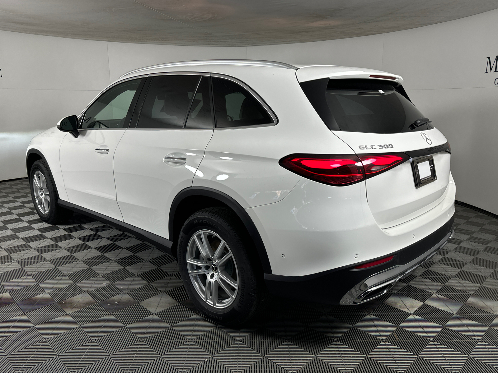 2025 Mercedes-Benz GLC GLC 300 5