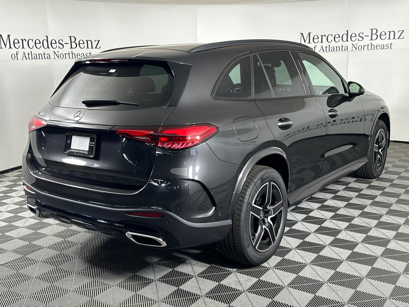 2025 Mercedes-Benz GLC GLC 300 7