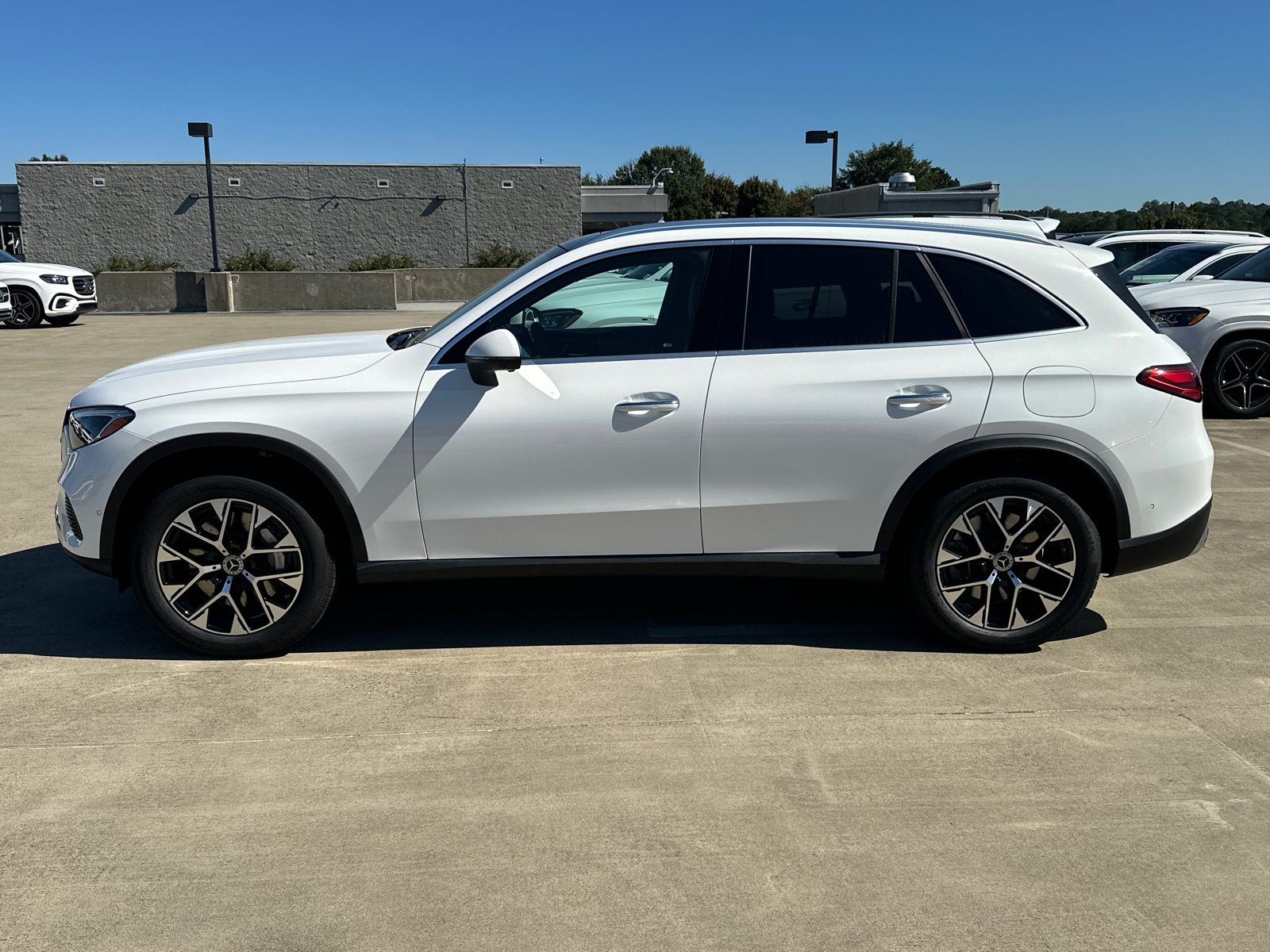 2025 Mercedes-Benz GLC GLC 350e 5