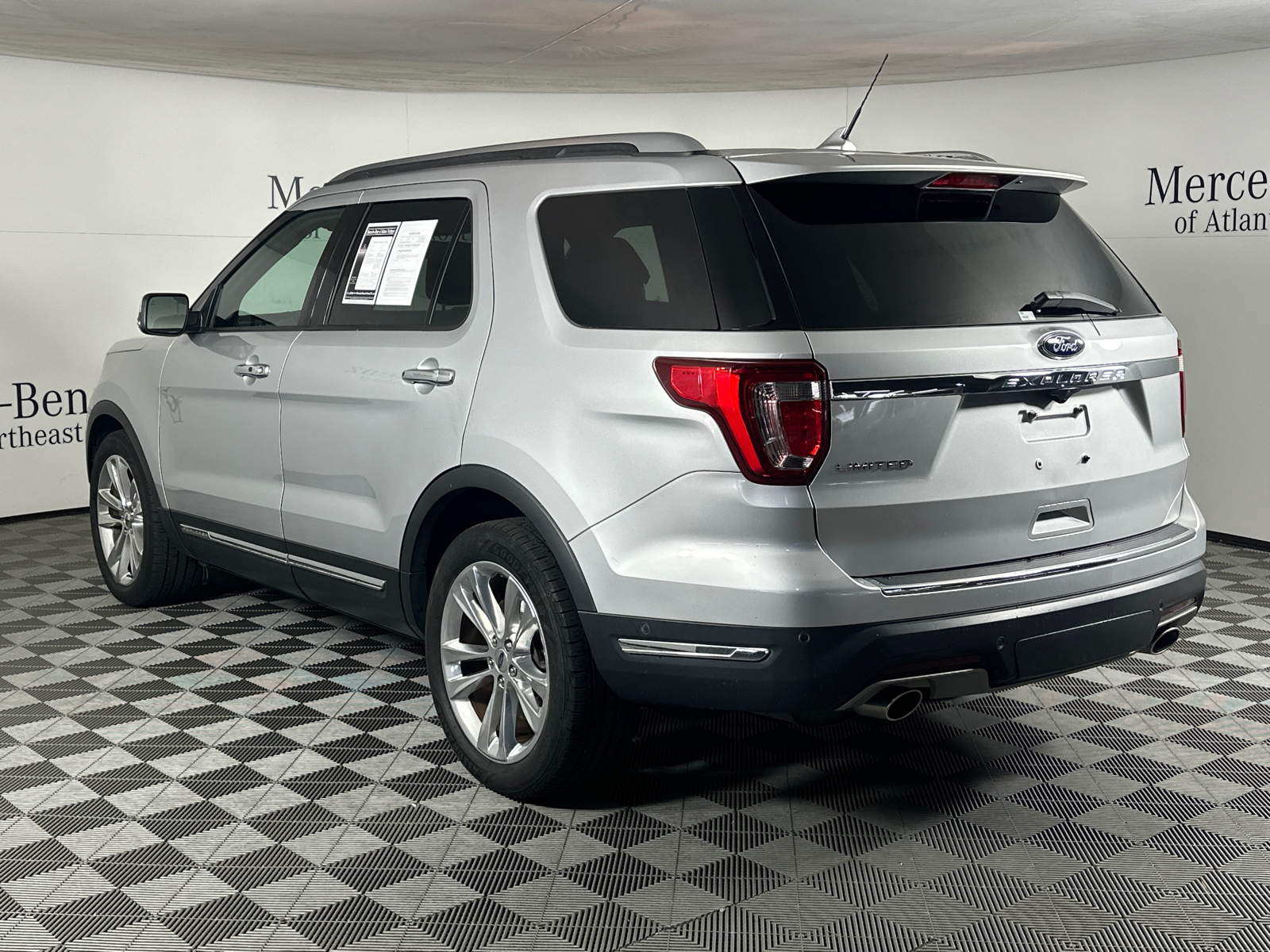 2019 Ford Explorer Limited 5