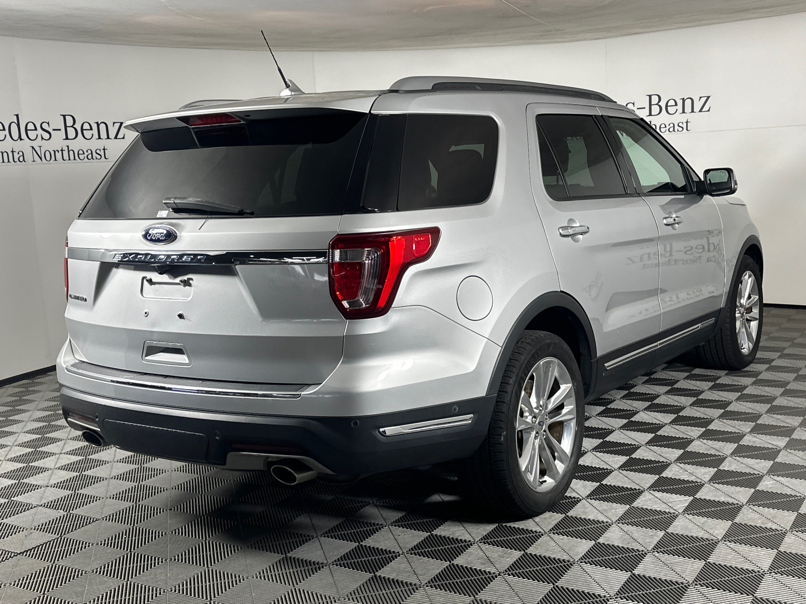 2019 Ford Explorer Limited 7