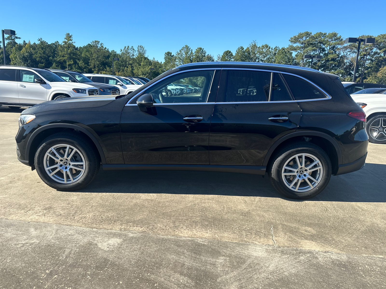 2025 Mercedes-Benz GLC GLC 300 9