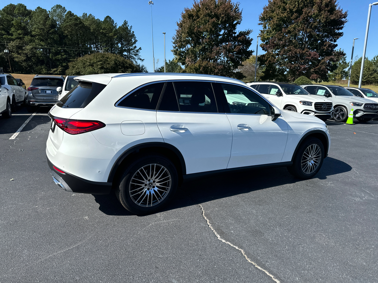 2025 Mercedes-Benz GLC GLC 300 9