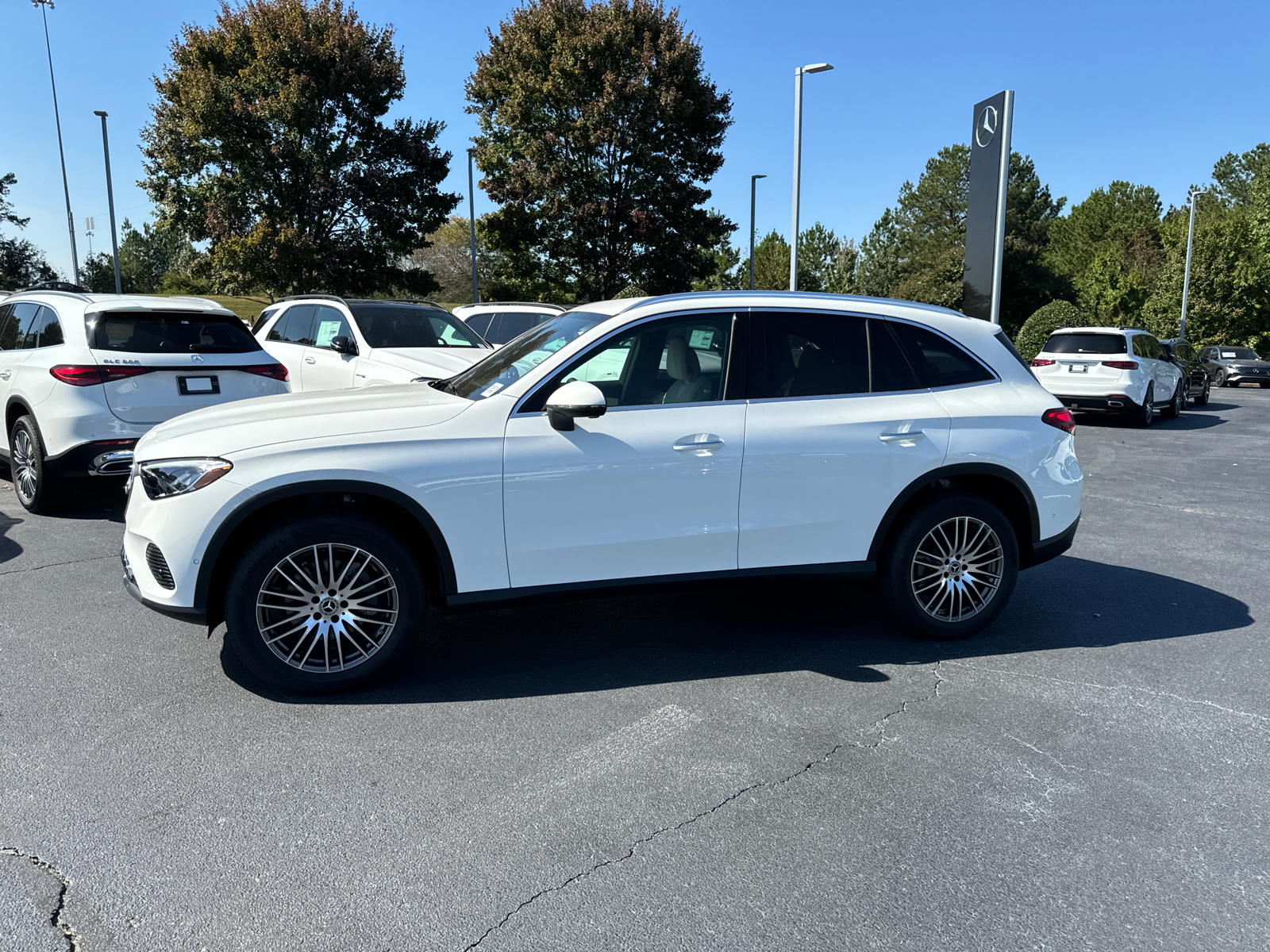 2025 Mercedes-Benz GLC GLC 300 5