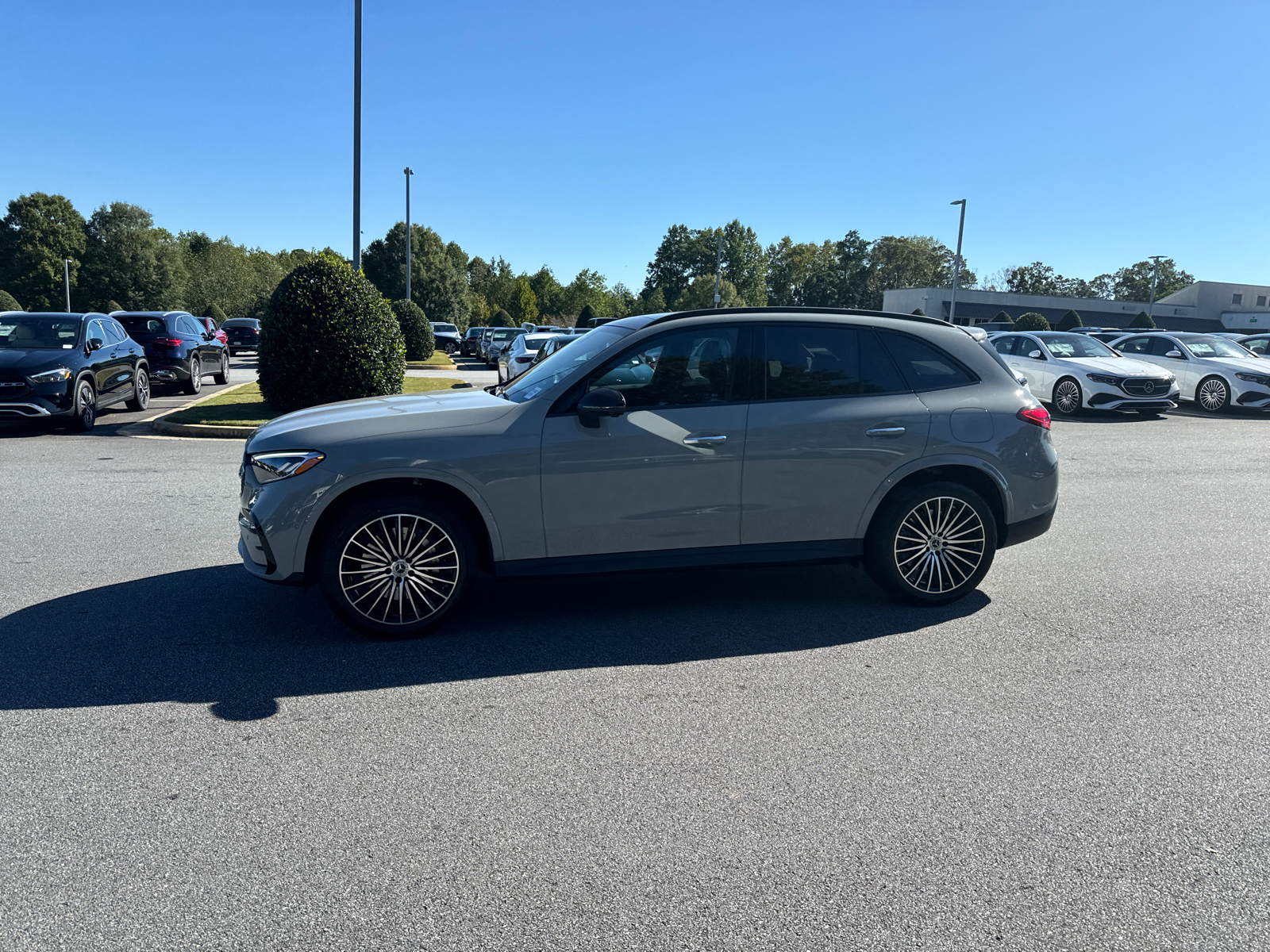 2025 Mercedes-Benz GLC GLC 350e 5