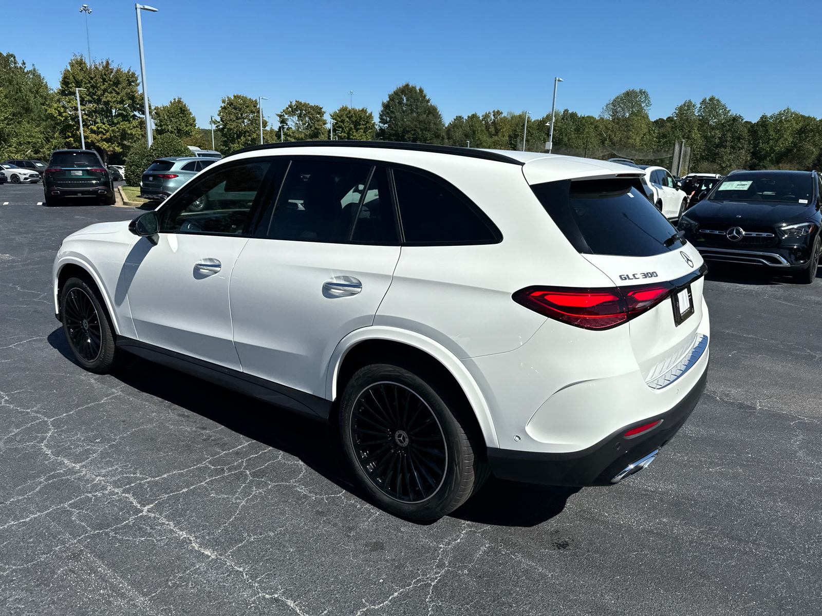 2025 Mercedes-Benz GLC GLC 300 6