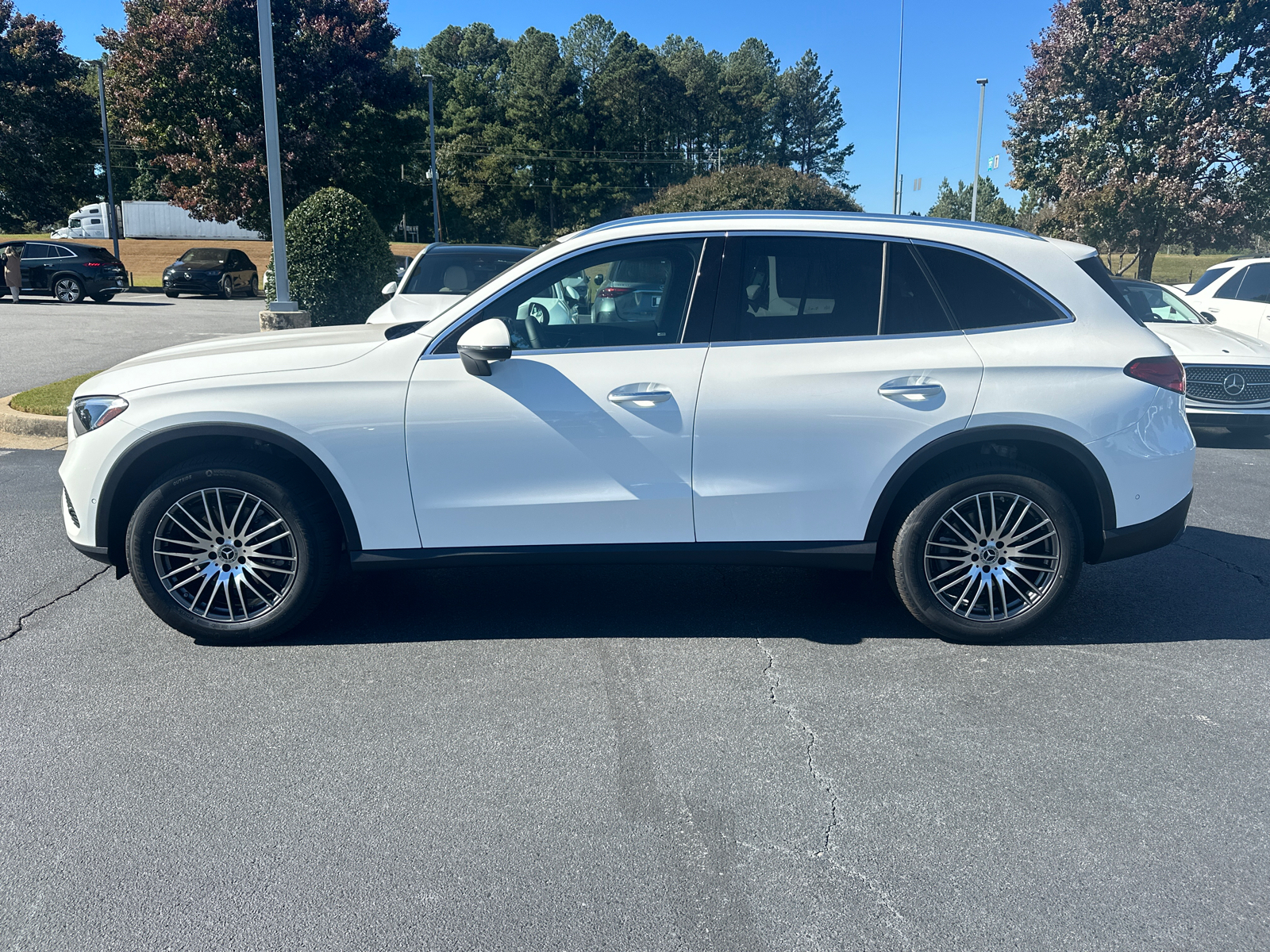 2025 Mercedes-Benz GLC GLC 300 5