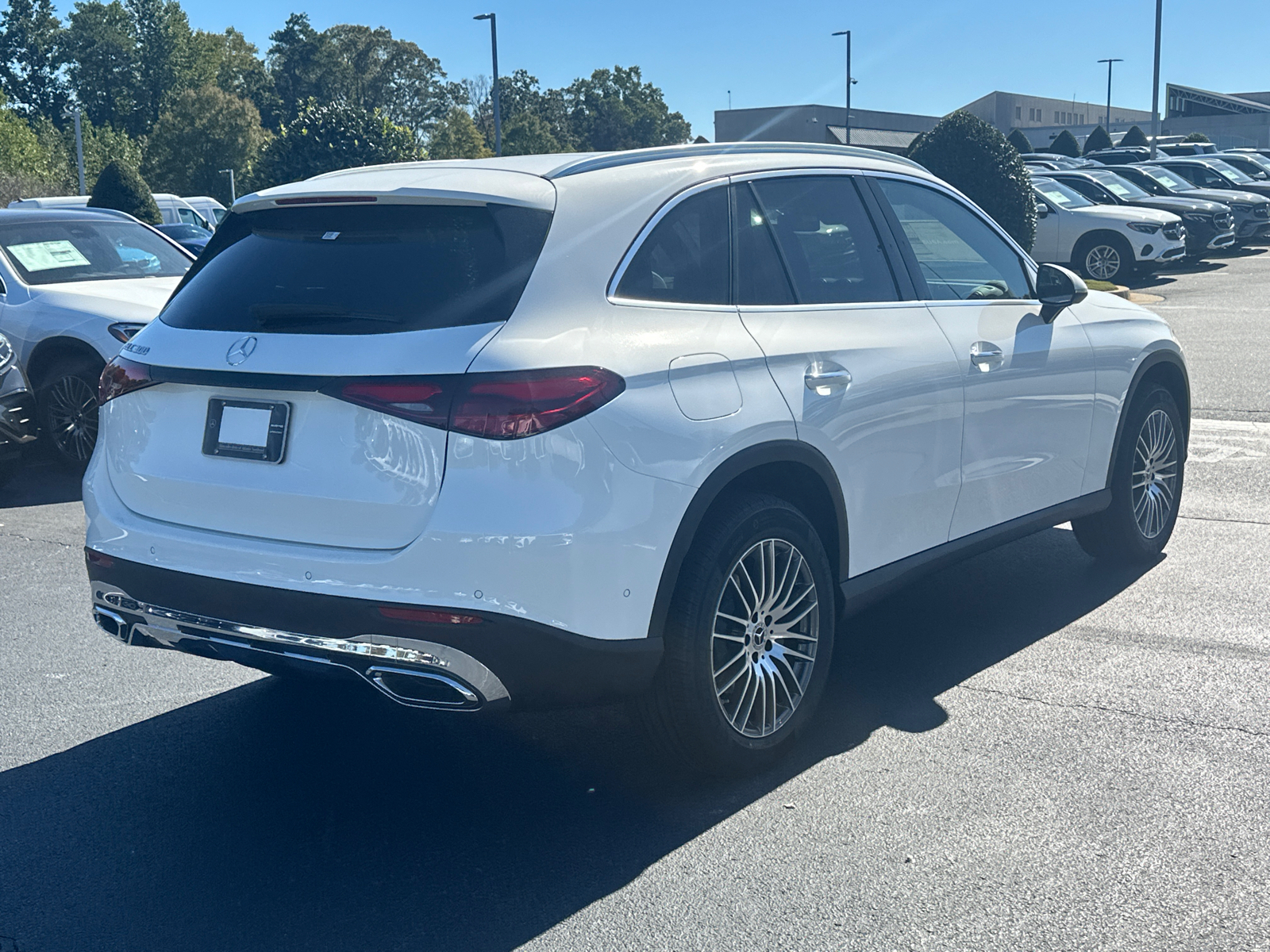 2025 Mercedes-Benz GLC GLC 300 8