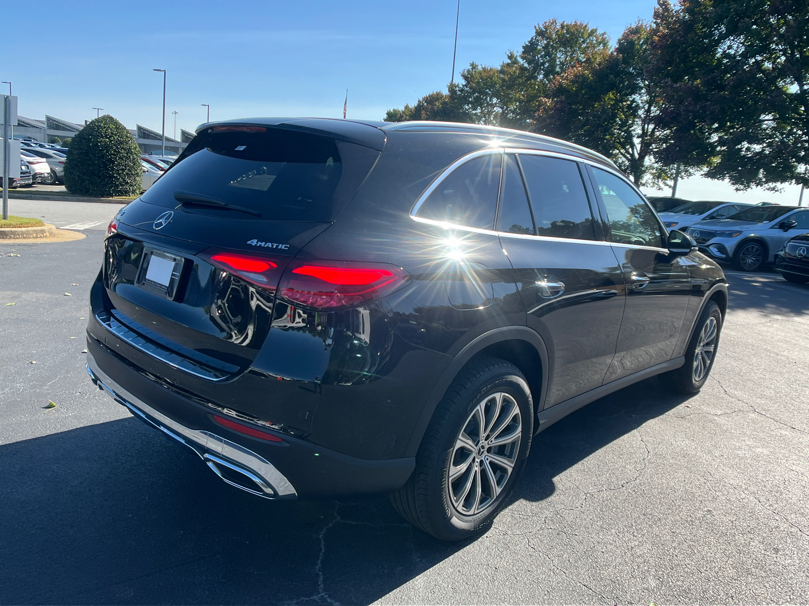 2025 Mercedes-Benz GLC GLC 300 8