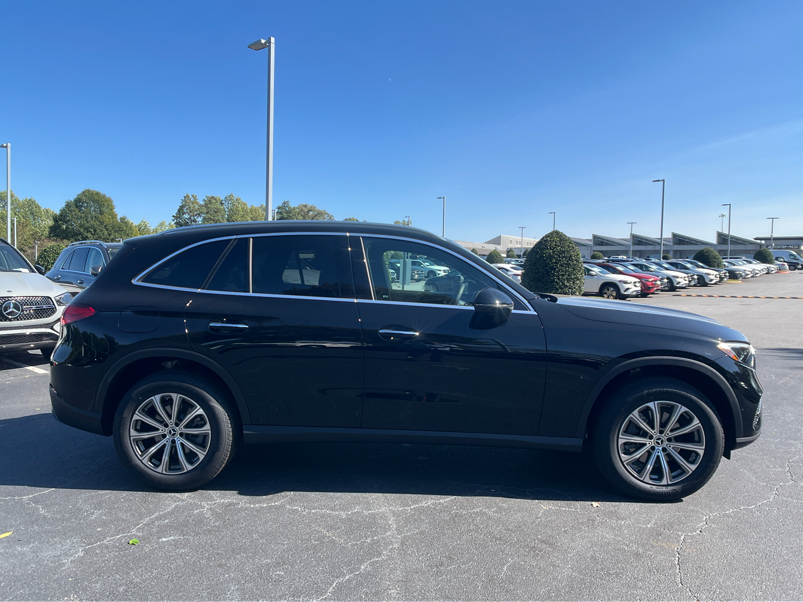 2025 Mercedes-Benz GLC GLC 300 9