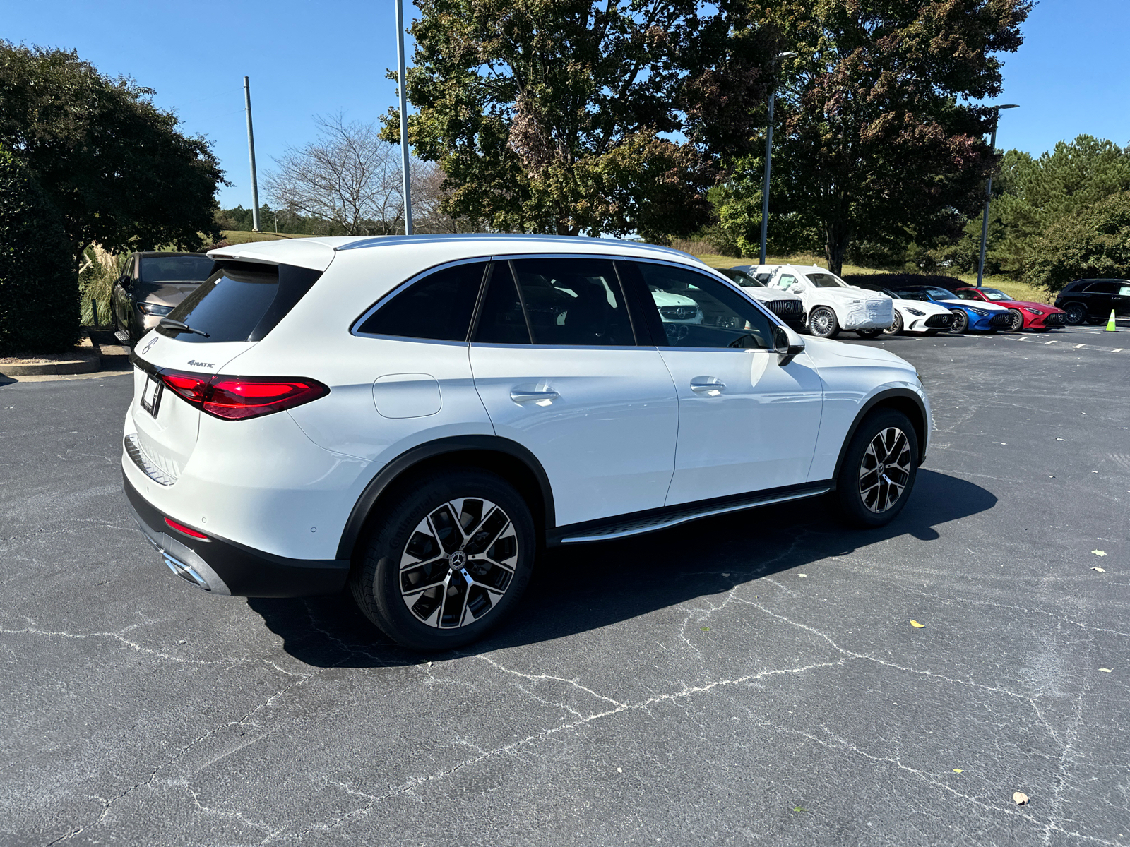 2025 Mercedes-Benz GLC GLC 350e 9