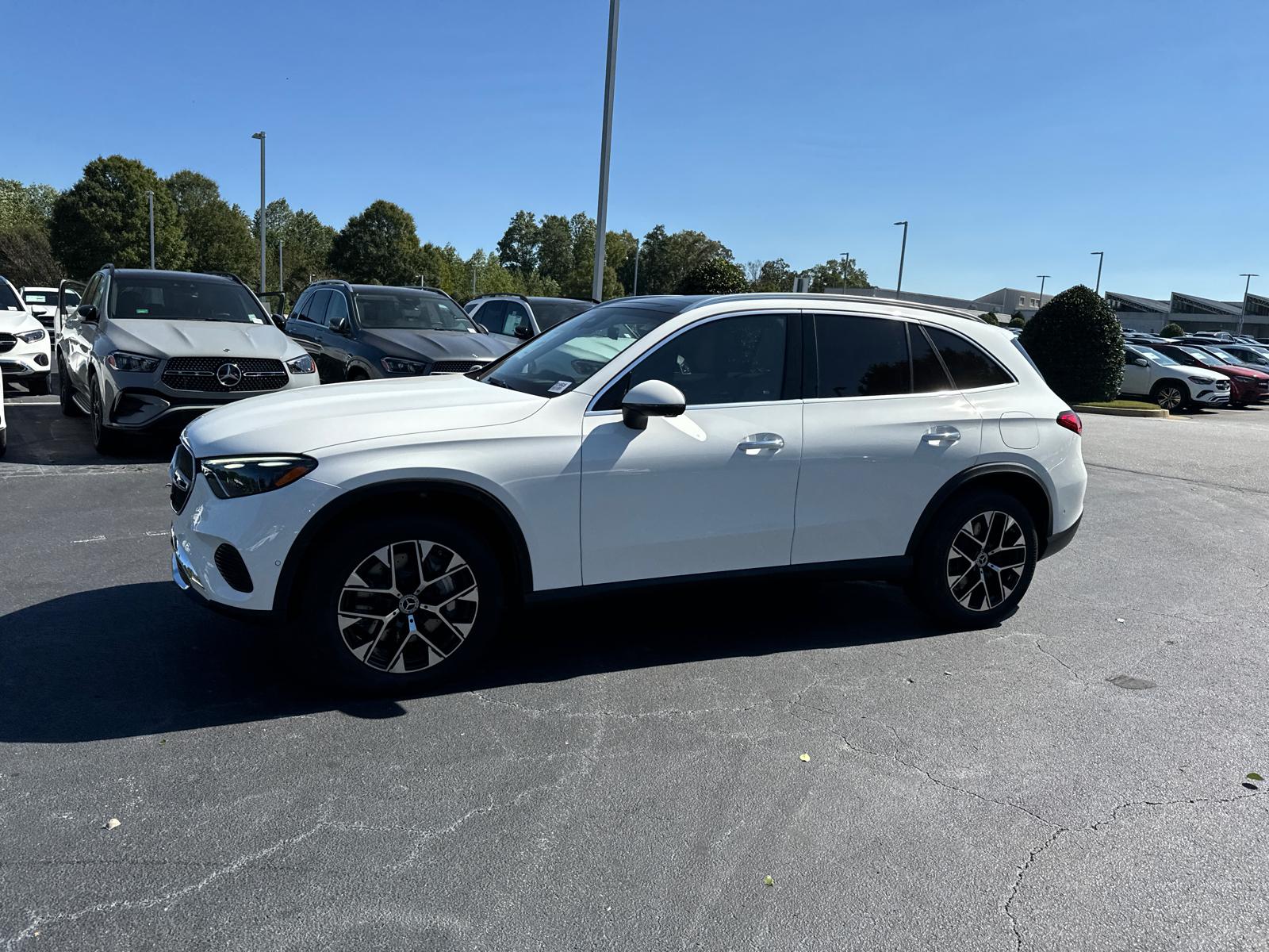 2025 Mercedes-Benz GLC GLC 350e 5