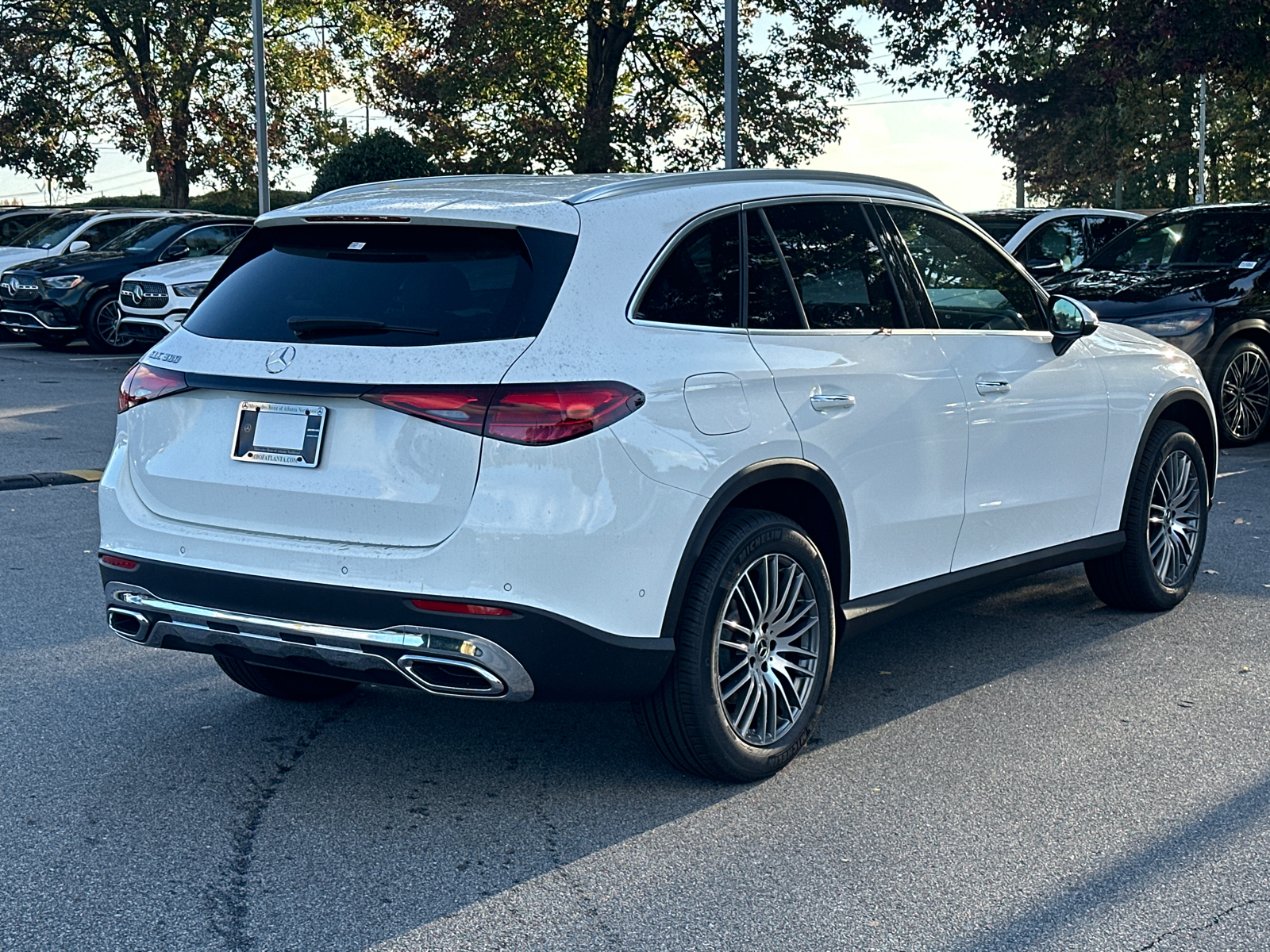 2025 Mercedes-Benz GLC GLC 300 8