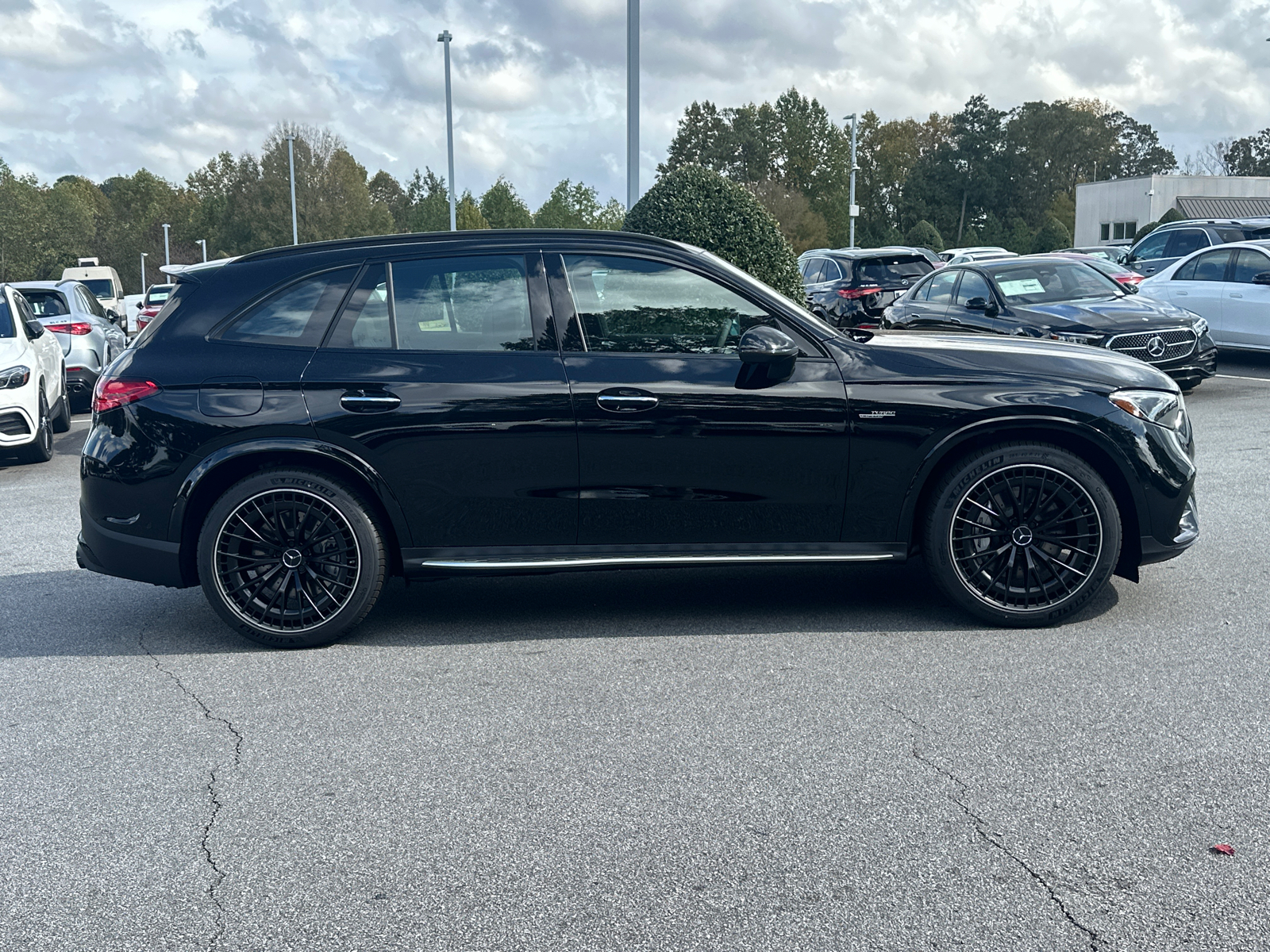 2025 Mercedes-Benz GLC GLC 43 AMG 9