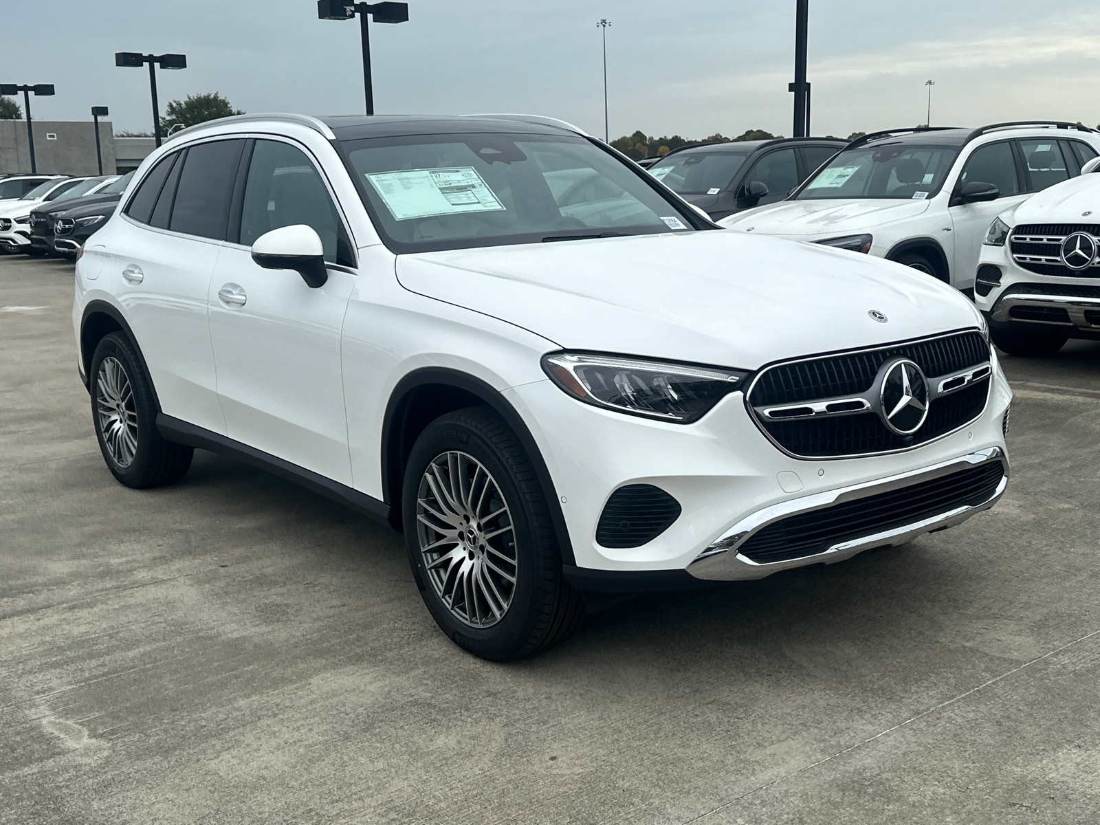 2025 Mercedes-Benz GLC GLC 300 2