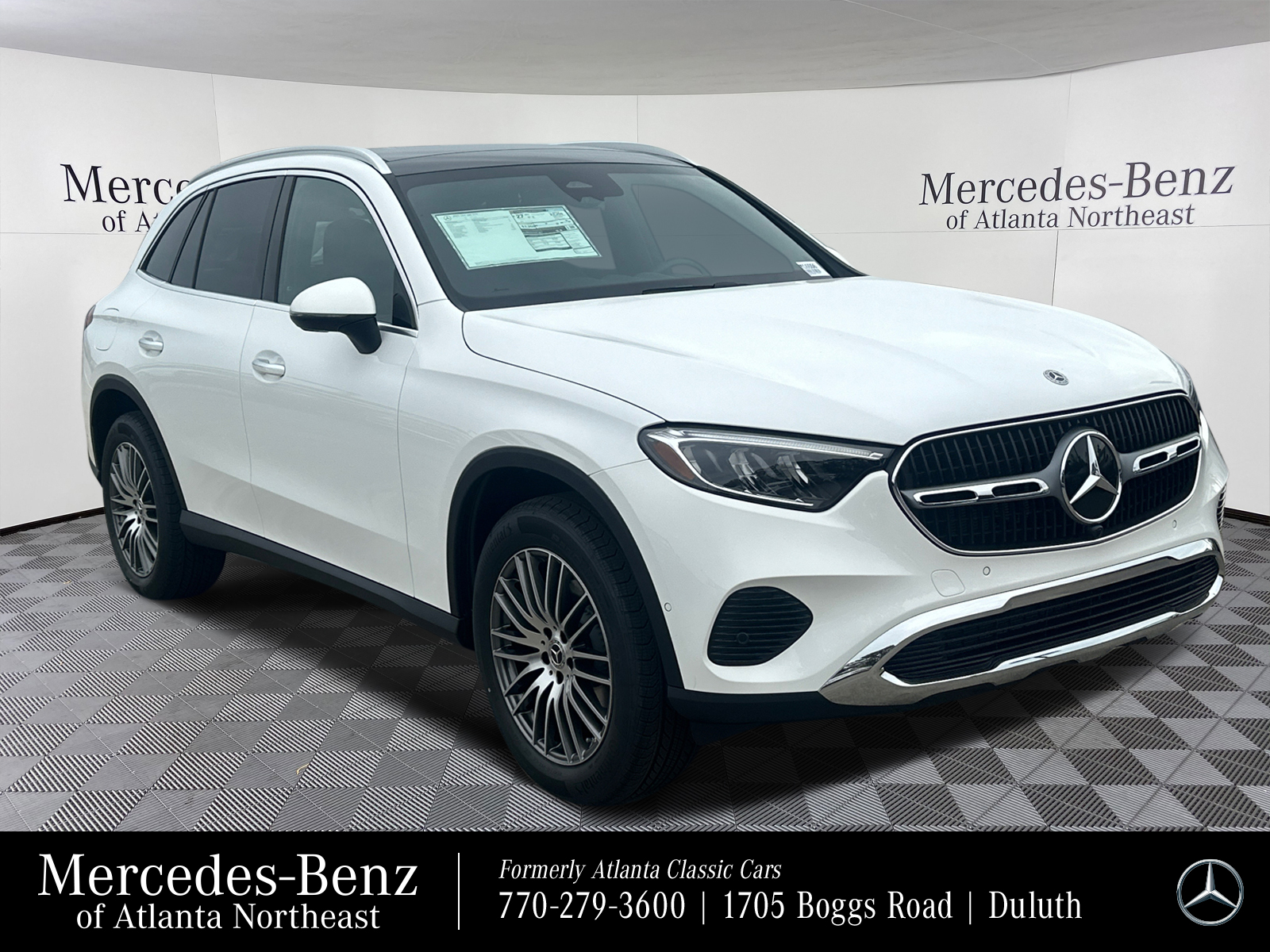 2025 Mercedes-Benz GLC GLC 300 1