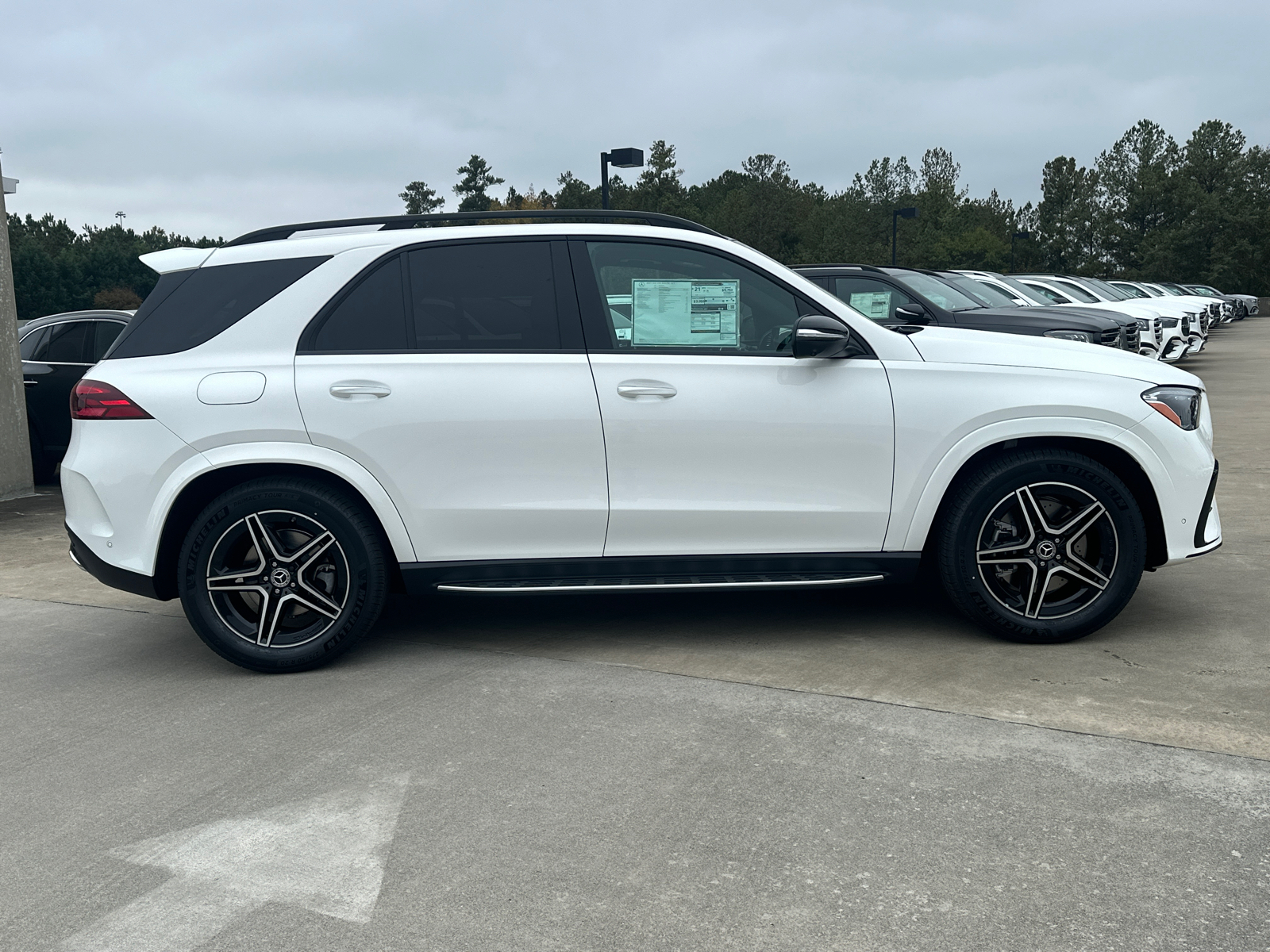 2025 Mercedes-Benz GLE GLE 450 9