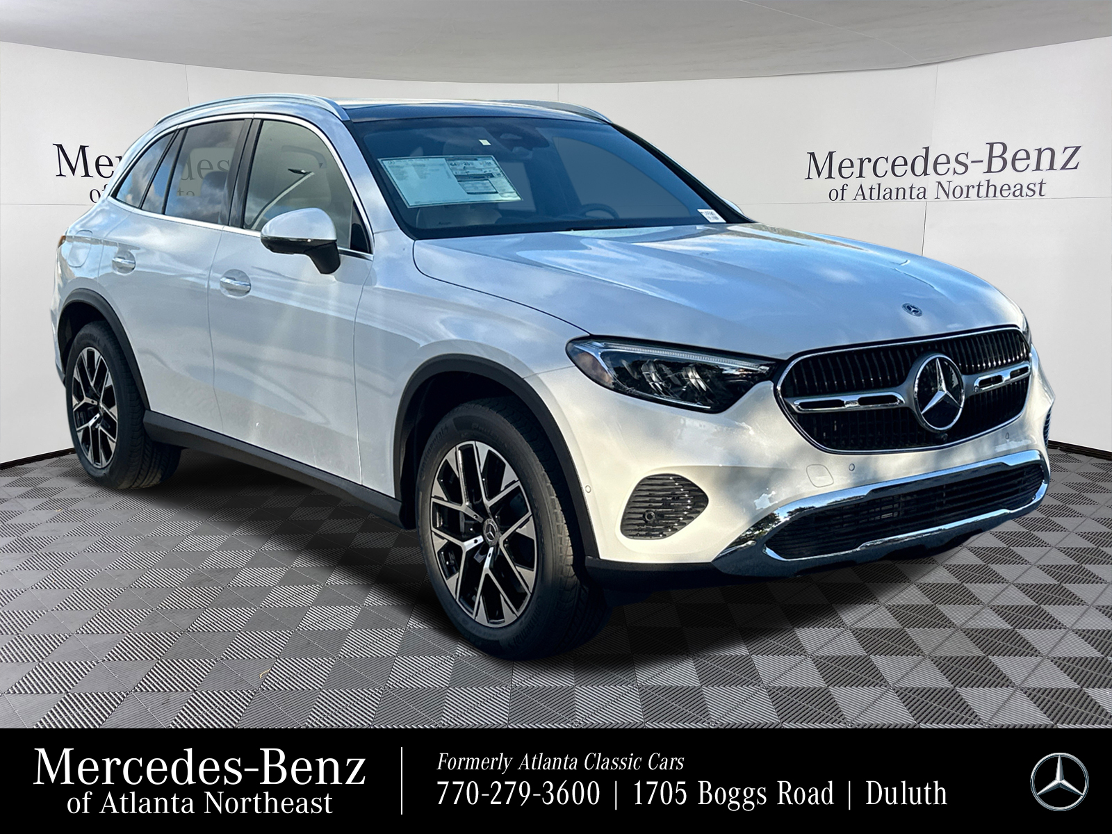 2025 Mercedes-Benz GLC GLC 350e 1