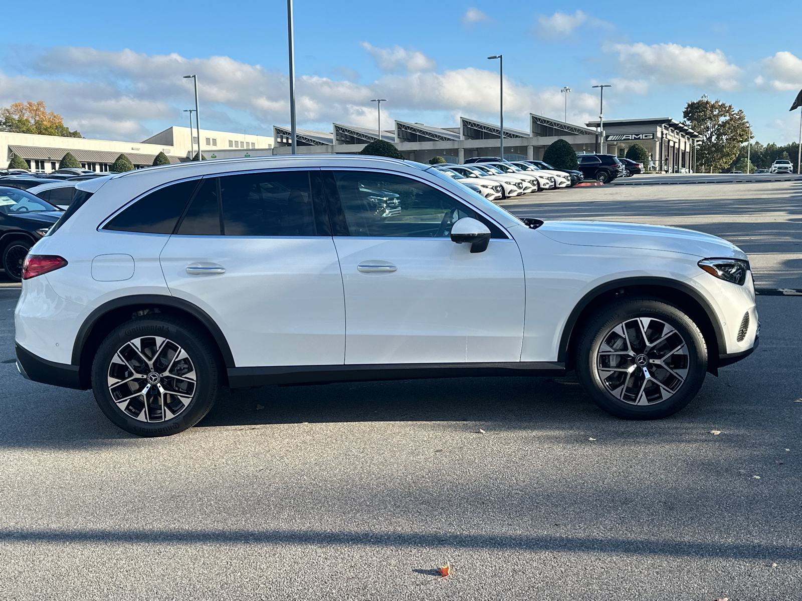 2025 Mercedes-Benz GLC GLC 350e 9