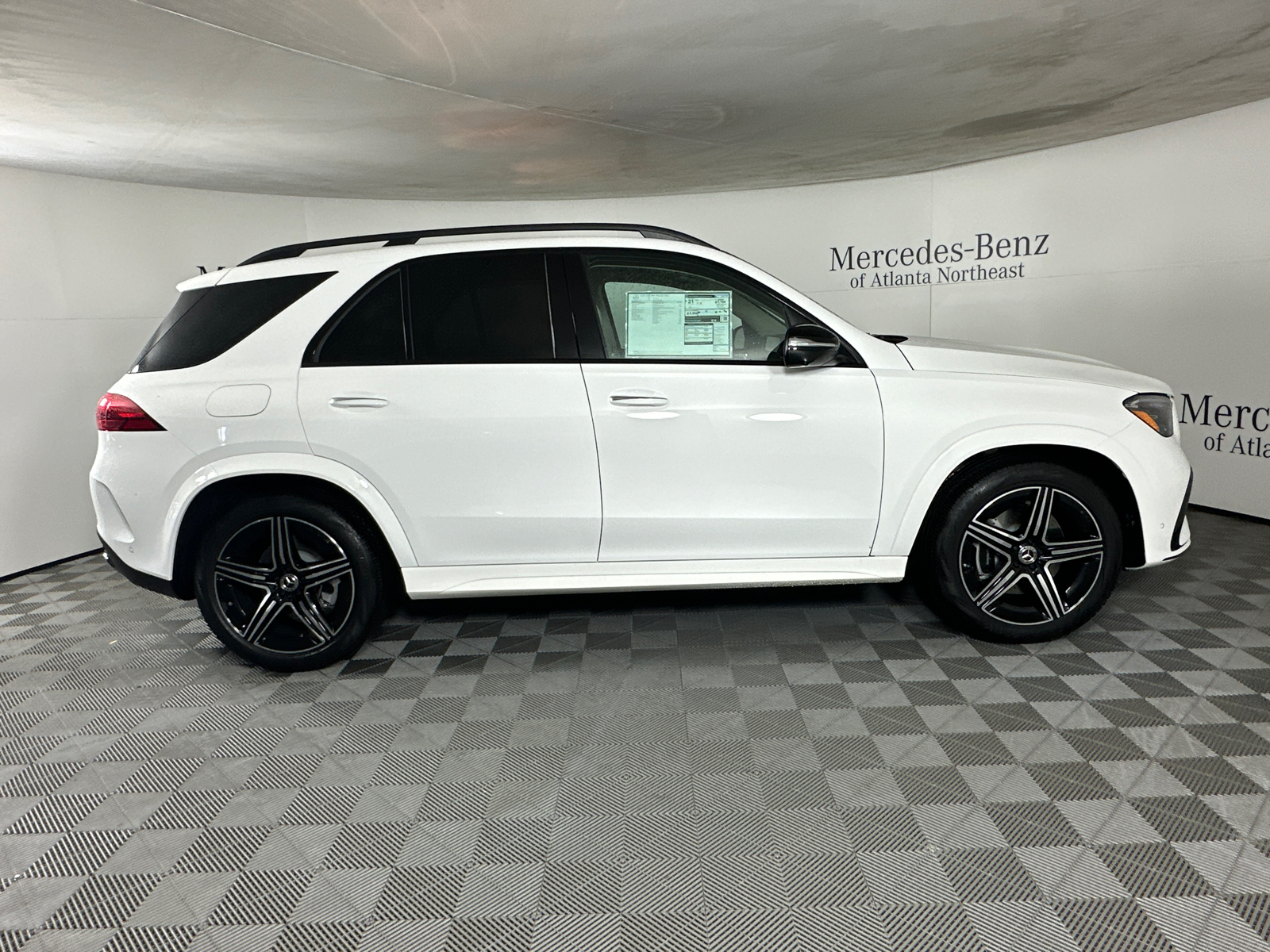 2025 Mercedes-Benz GLE GLE 450 8