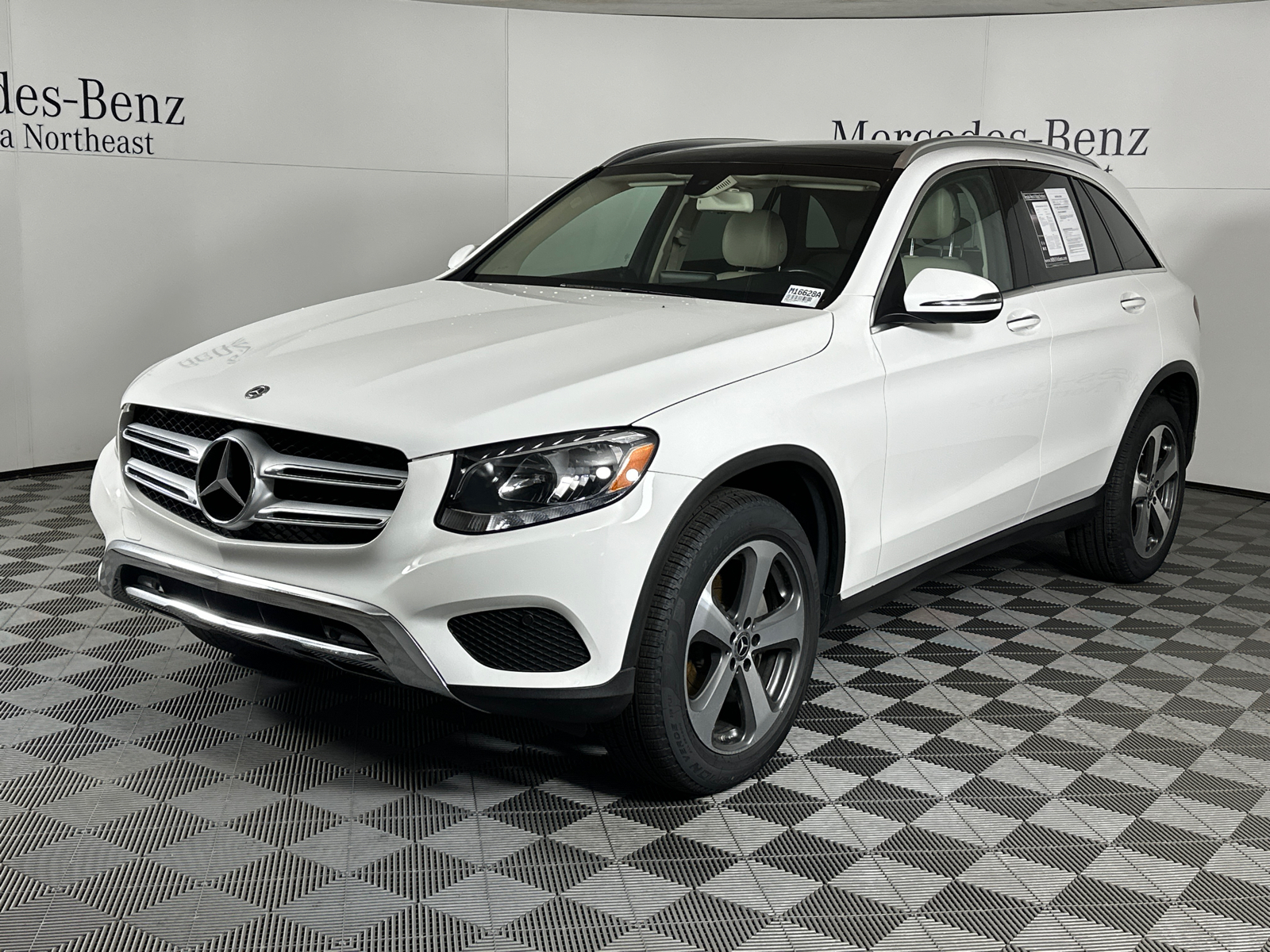 2019 Mercedes-Benz GLC GLC 300 3